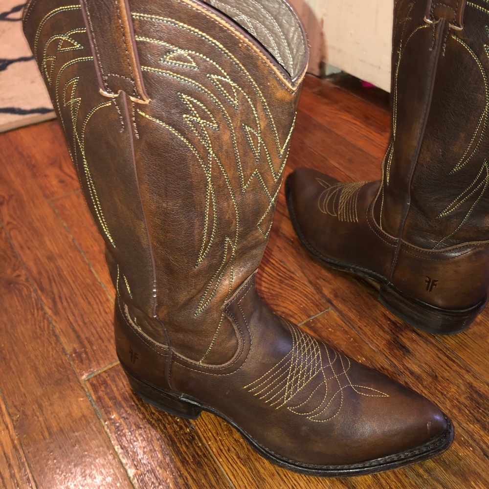 Boots - Picture 5 of 5